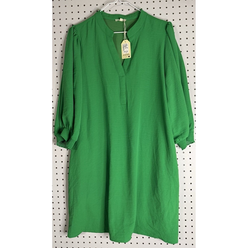 Boutique  green shirt dress M nwt V neck notch collar pullover classic chic